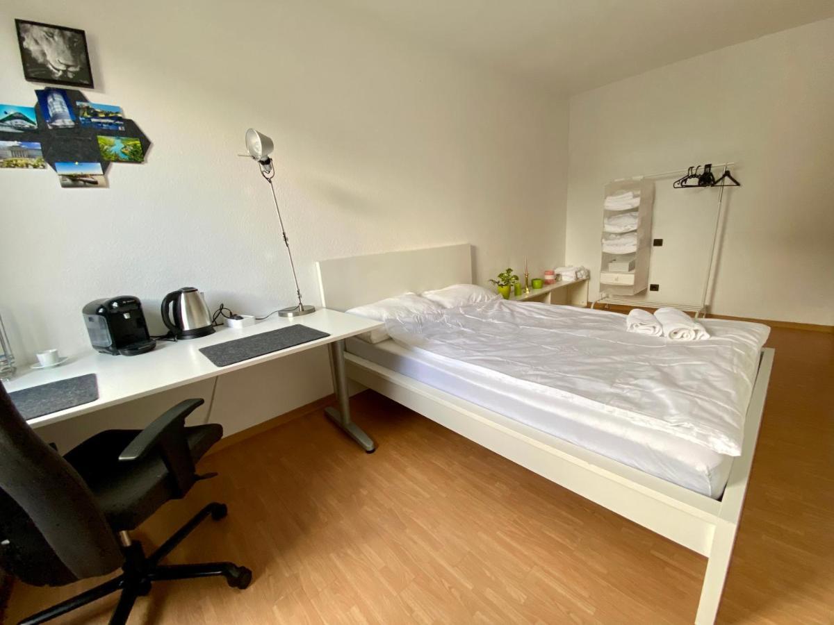 Private Room With Free Parking Koblenz  Dış mekan fotoğraf
